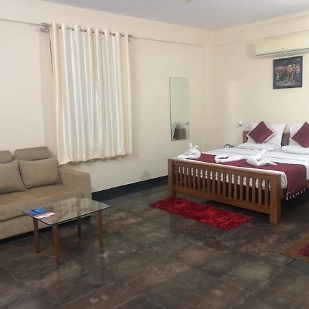 Kstdc Hotel Mayura Pavithra Yediyur Kunigal 外观 照片