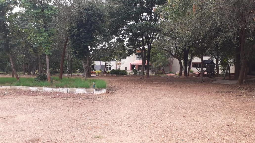 Kstdc Hotel Mayura Pavithra Yediyur Kunigal 外观 照片