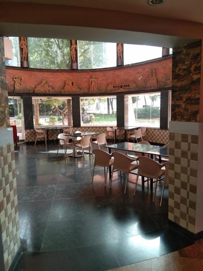 Kstdc Hotel Mayura Pavithra Yediyur Kunigal 外观 照片