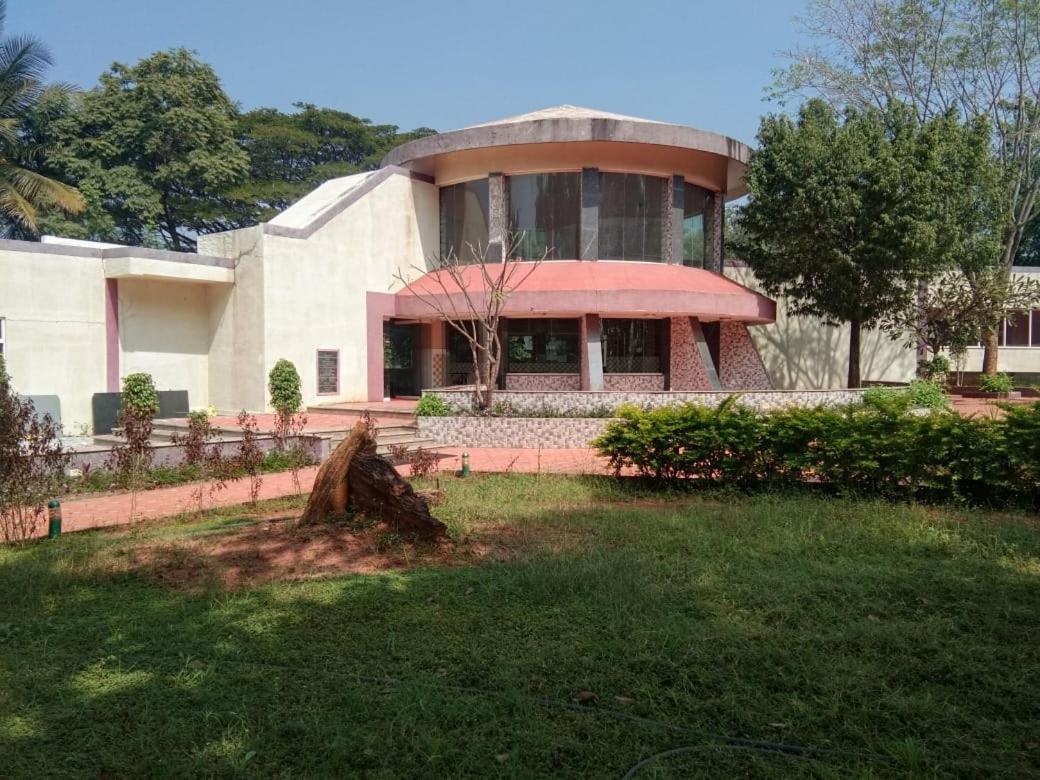 Kstdc Hotel Mayura Pavithra Yediyur Kunigal 外观 照片