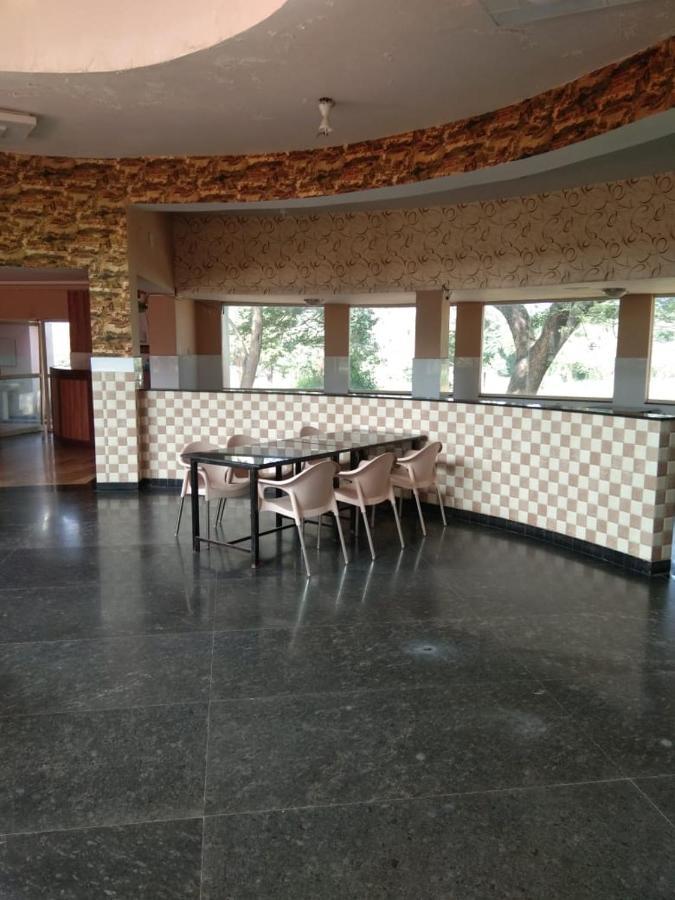 Kstdc Hotel Mayura Pavithra Yediyur Kunigal 外观 照片