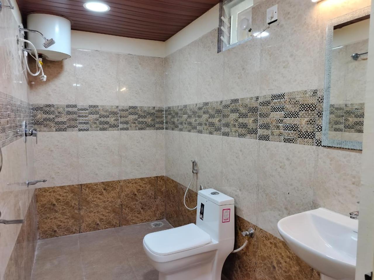 Kstdc Hotel Mayura Pavithra Yediyur Kunigal 外观 照片