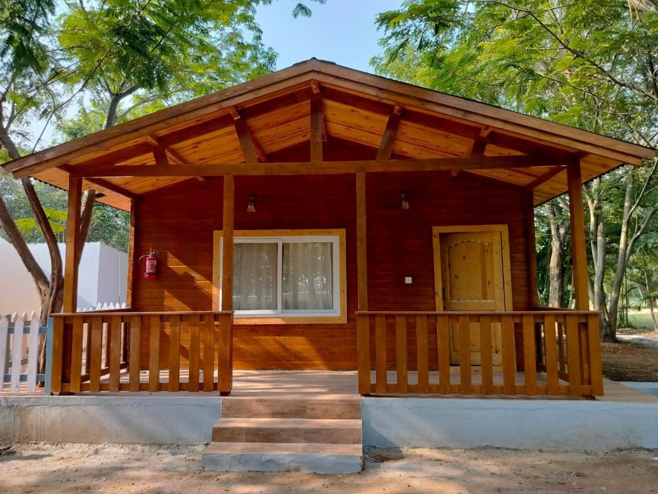 Kstdc Hotel Mayura Pavithra Yediyur Kunigal 外观 照片